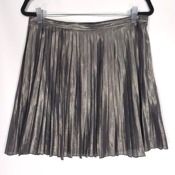 NWOT TORY‎ BURCH Women's Mini Skirt Size 6 SILK Blend Pleated Metallic 33141354 - Picture 1 of 9